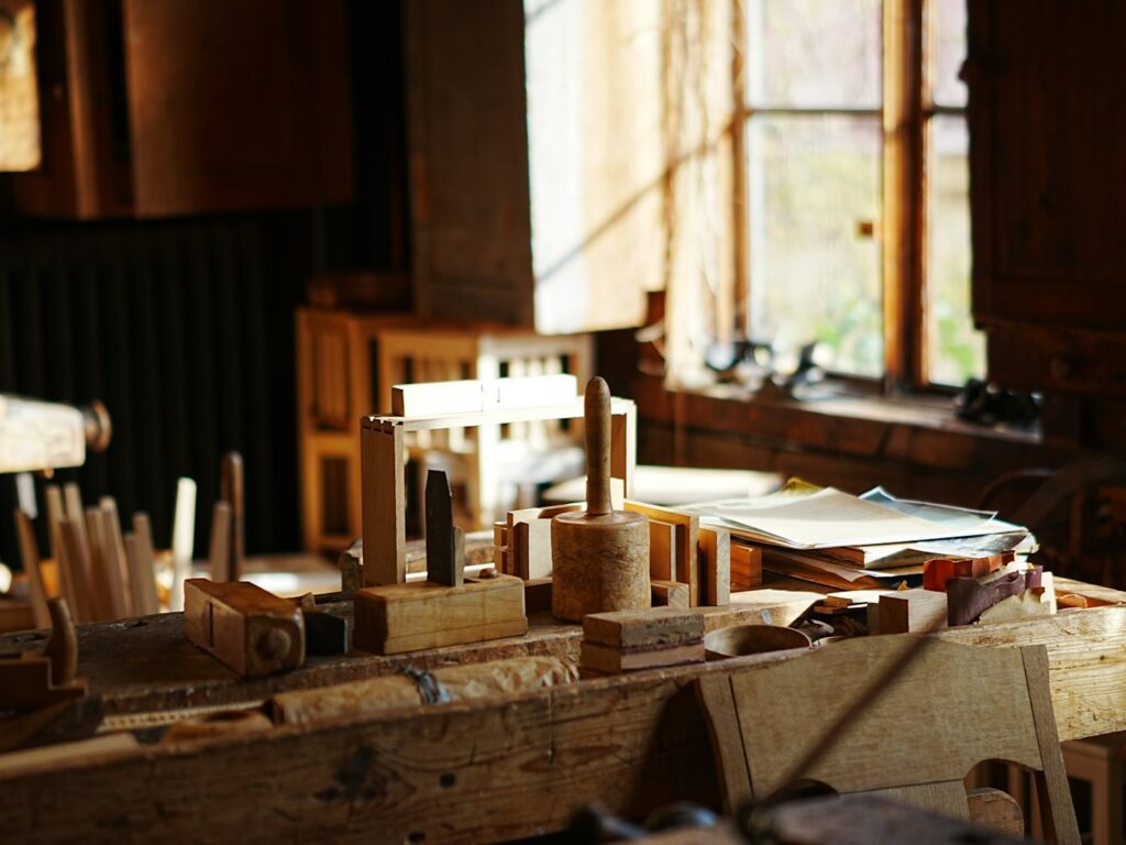 Atelier de menuiserie lumineux